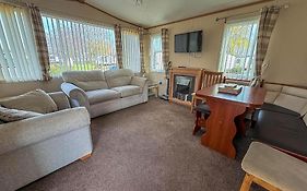 6 Berth, Wheelchair Adapted Caravan At Southview Holiday Park Ref 33084S